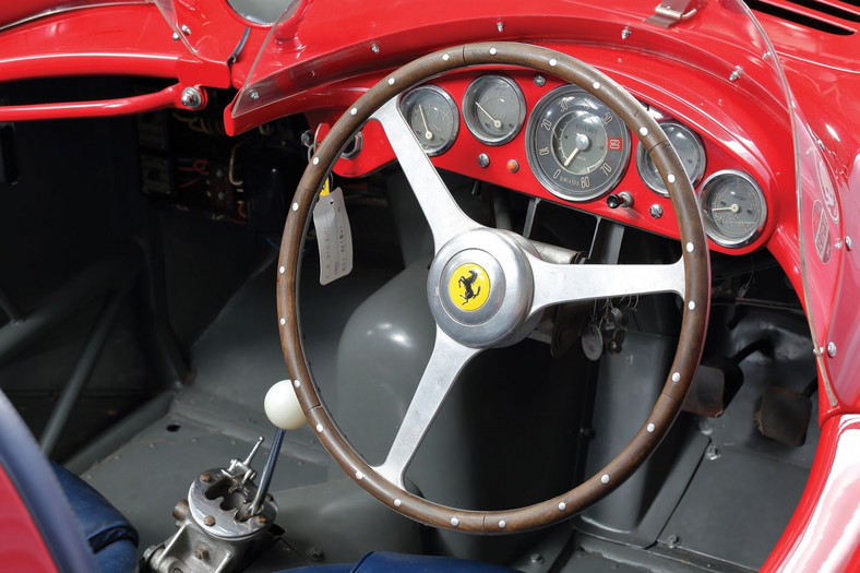 Piękna historia o Ferrari 750 Monza Scaglietti