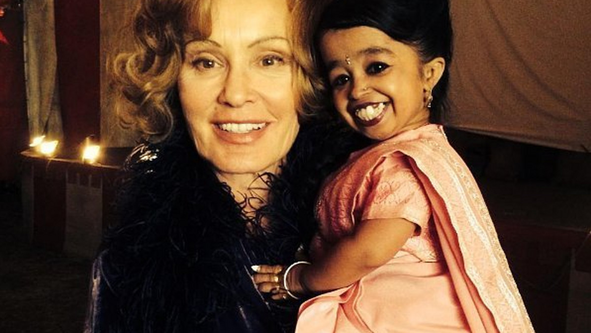 Jyoti Amge, najmniejsza kobieta świata według "Księgi Guinessa", dołączyła do obsady serialu "American Horror Story: Freak Show".