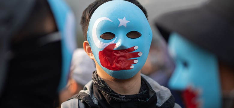 Pokojowy protest w Hongkongu zakończony zamieszkami. Ujgurzy starli się z policją