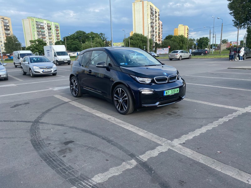 BMW i3