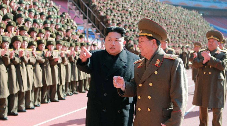 Kim Dzsong-Un erre küldheti majd a rakétáit /Fotó: AFP