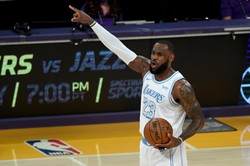 LeBron James zmienił zdanie i zaszczepił się przeciw COVID-19