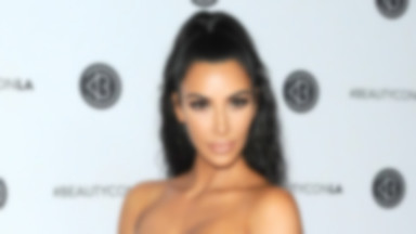 Kim Kardashian pokazała swoje stare zdjęcie. Ma na nim 18 lat