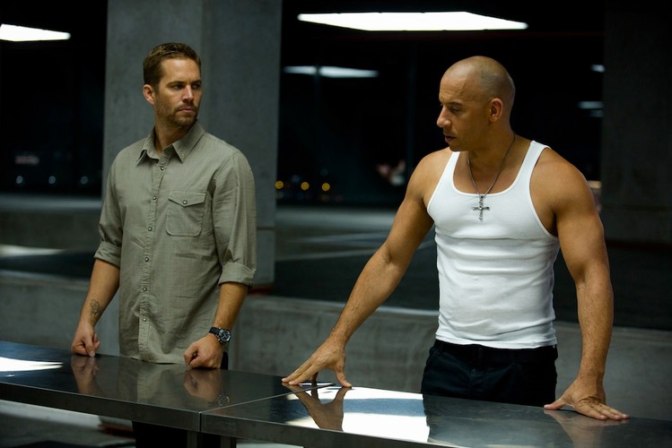 Paul Walker i Vin Diesel w filmie 'Szybcy i wściekli 6'