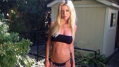 Tara Reid jest coraz chudsza