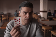 Oscar Isaac w filmie „Hazardzista w reż. Paula Schradera