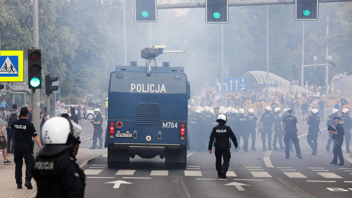 Marsz Równości w Białymstoku. Policja ustaliła tożsamość 104 napastników