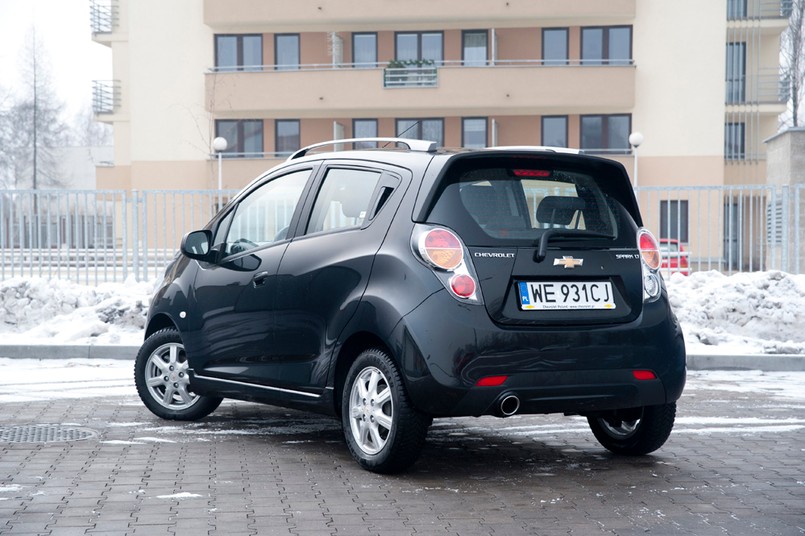 Chevrolet idzie na wojnę i nie zamierza brać jeńców. Tym razem pole bitwy to segment A, gdzie od lat o miejsce na podium walczą Włosi i Niemcy. Nikt nigdy wcześniej nie miał w ofercie auta, takiego jak chevrolet spark