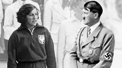 Maria Kwaśniewska i Adolf Hitler 