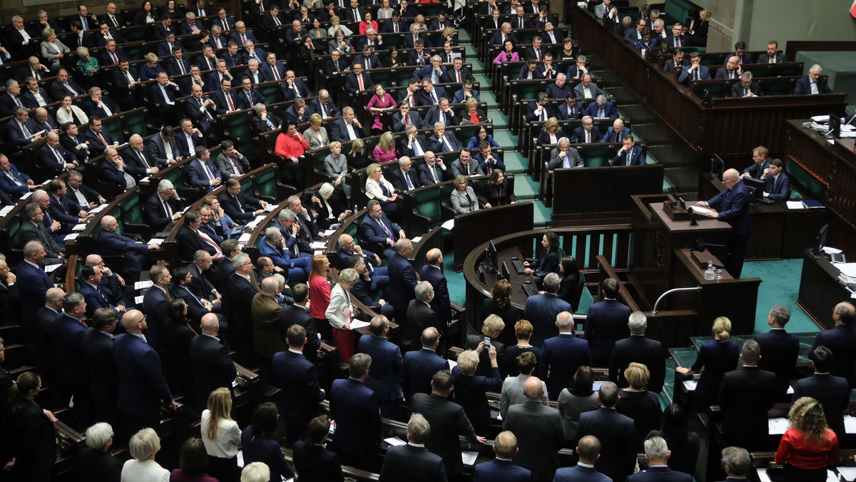 Ustawa dyscyplinująca sędziów. Projekt nowelizacji ustaw sądowych przyjęty przez Sejm