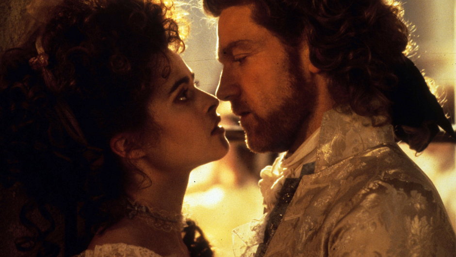 Kenneth Branagh i Helena Bonham Carter w filmie "Frankenstein"