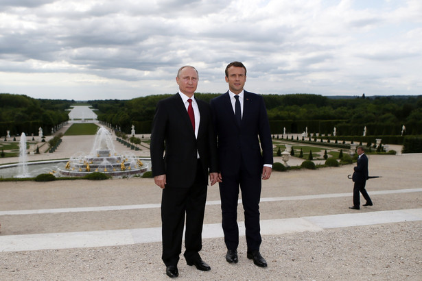 "Jeśli niektórzy w Moskwie mają nadzieję, że Macrona można przemienić w drugiego (Jacquesa) Chiraca czy (Nicolasa) Sarkozy'ego, zapewne się rozczarują" - uważa ta ekspertka