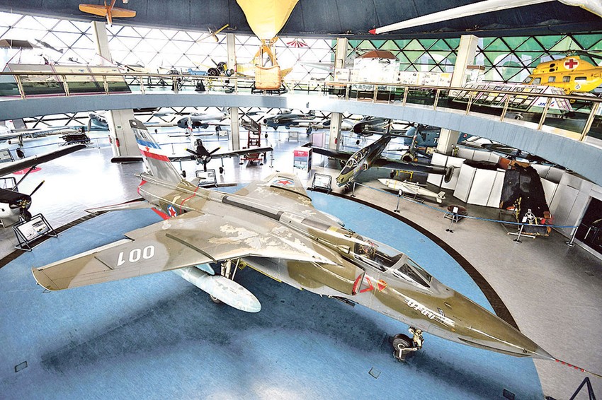 Helikopter "kamov ka-25" i prvi napravljeni avion "orao J-22"