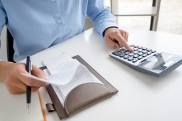 Płatność dla spółki małżonka nie musi być z estońskim CIT