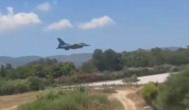 Avion na Zakintosu