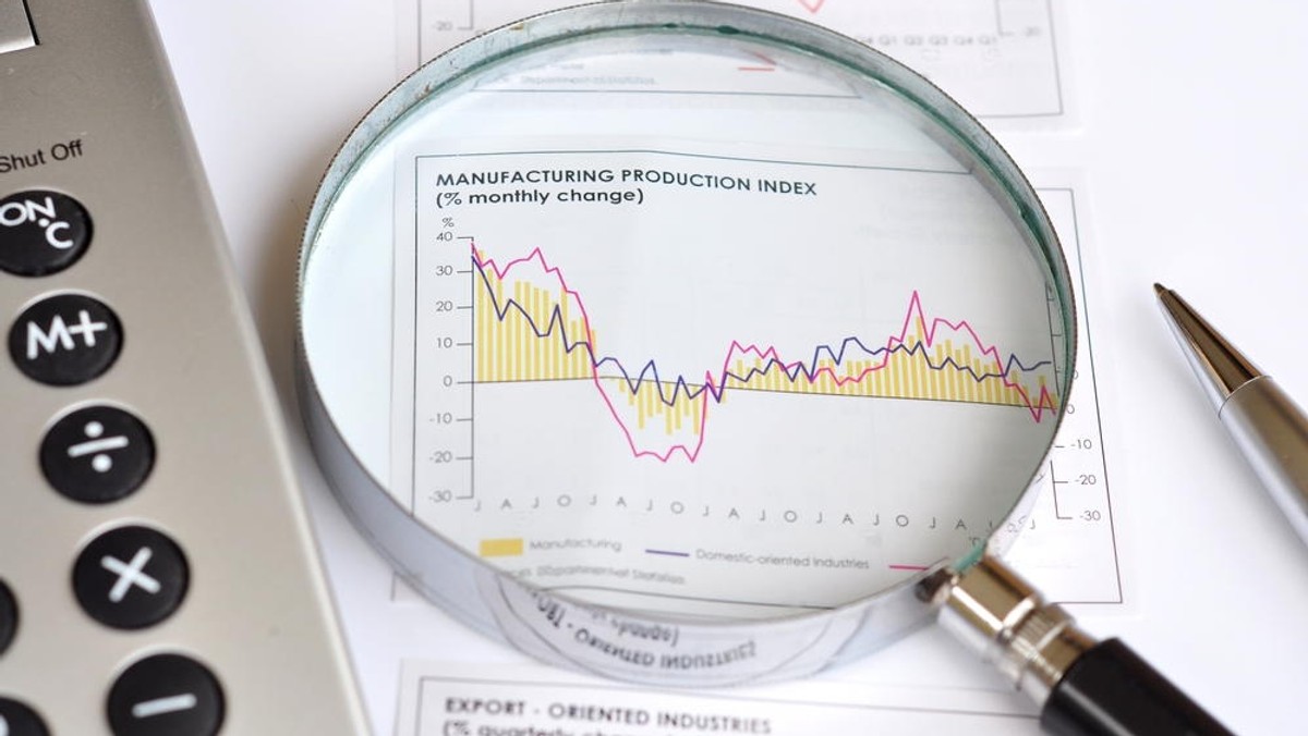 Stopniowy wzrost indeksu PMI dla Polski może sugerować, że dołek cyklu koniunkturalnego w przemyśle jest blisko i można oczekiwać ożywienia gospodarczego w dalszej części roku - uważa Maciej Reluga z Rady Gospodarczej przy premierze.