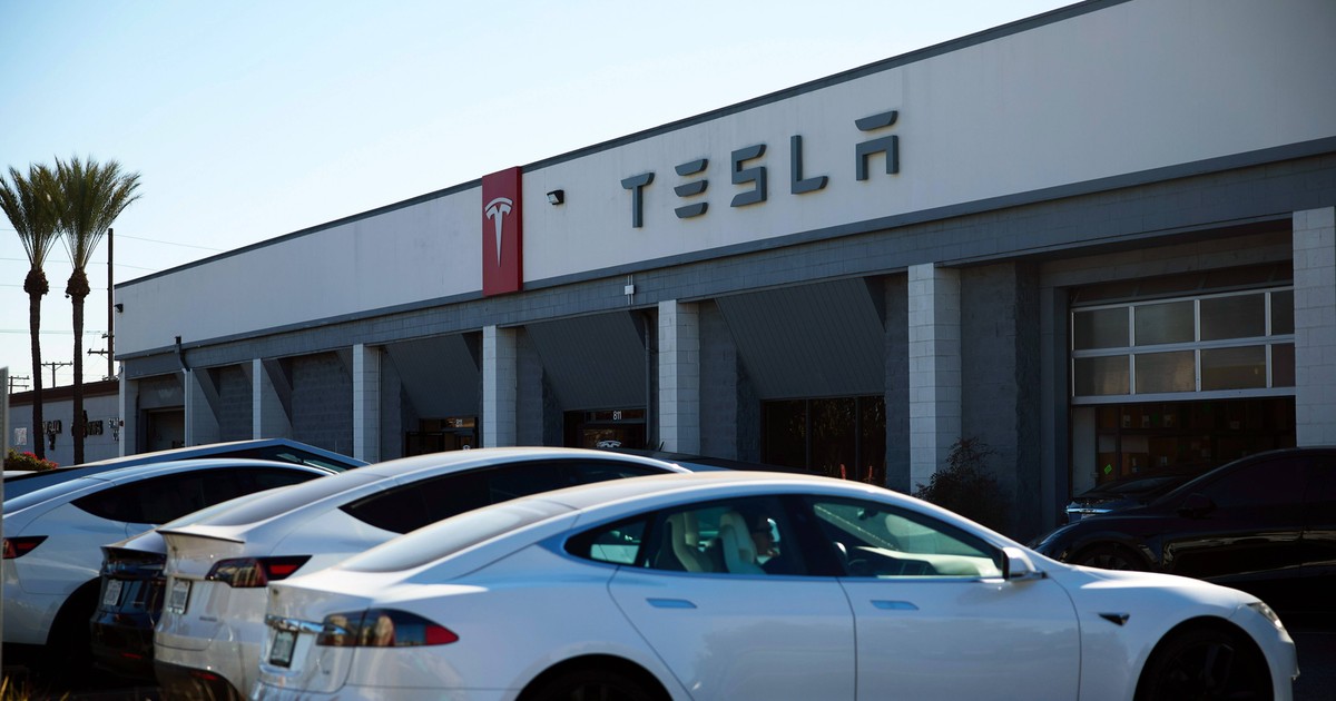 Sprzedaż Tesli w Europie spadła o 49 proc. To efekt wzrostu popularności chińskich aut