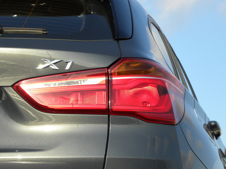 BMW X1 xDrive25i