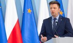 Minister wycofuje się z decyzji o szczepieniach?