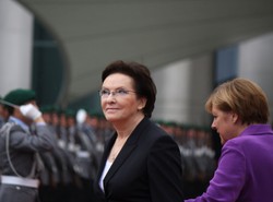 Kopacz będzie rozmawiać z Merkel w sprawie polskich przewoźników