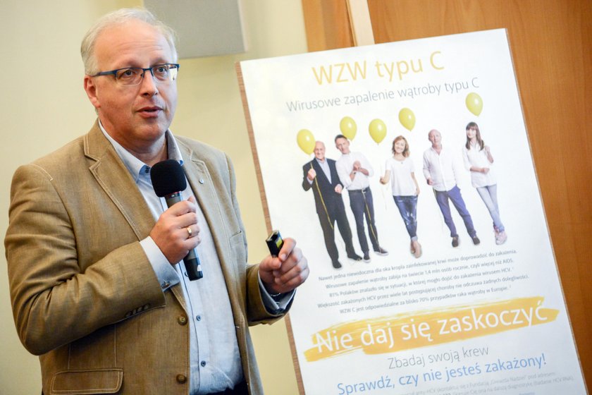 Oni radzą premierowi, jak walczyć z epidemią