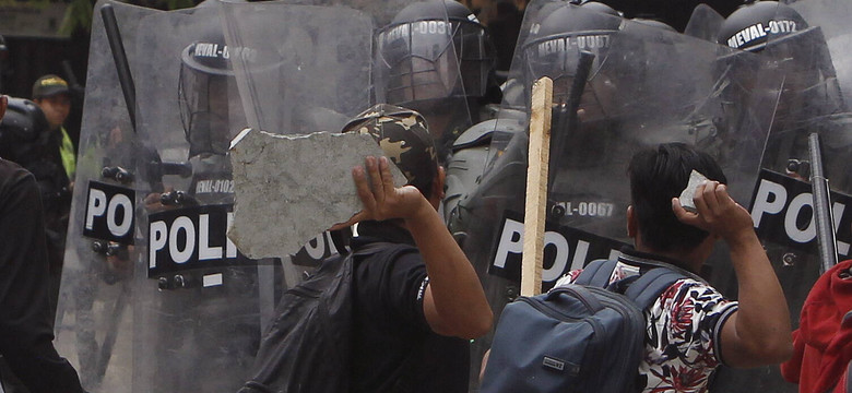 W Kolumbii lokalni mieszkańcy wzięli jako zakładników 79 policjantów