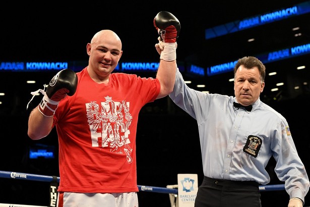 Adam Kownacki wygrał na Brooklynie. Polski bokser brutalnie znokautował rywala