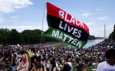 'Marsz na Waszyngton'. Amerykanie naciskają w stolicy na odsunięcie Trumpa od władzy