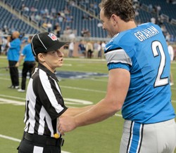 Dzieje się historia. Pierwsza kobieta sędzią w NFL