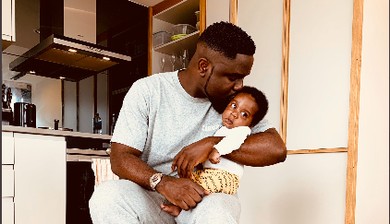 This is too cute; fans wowed as Sarkodie's son jams to his dad's new song (WATCH)