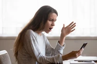 Po czym można rozpoznać, że ktoś kłamie? Kilka zachowań nie pozostawia wątpliwości