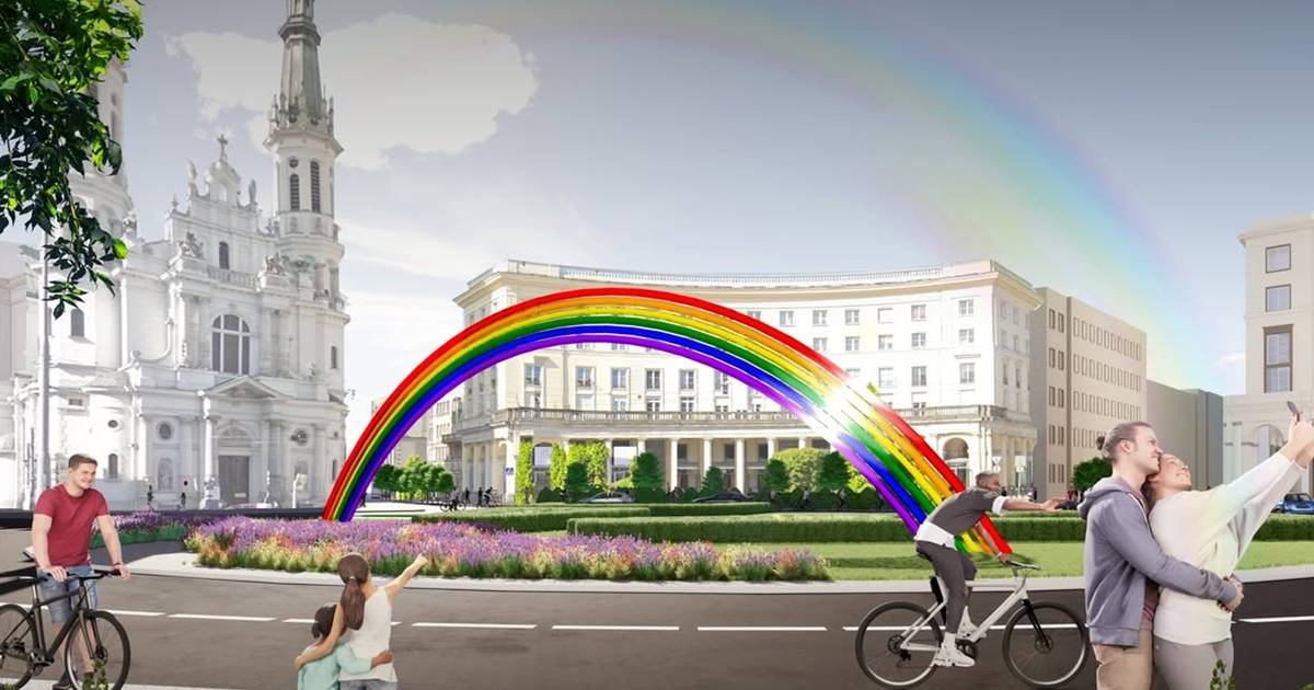 Tęcza wraca na Plac Zbawiciela. Radny proponuje wodną instalację z prawdziwą tęczą