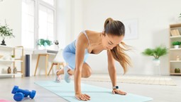 Osoby urodzone w tym miesiącu żyją najdłużej. Opinia ekspertów może zaskoczyć