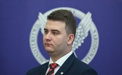 Tyci, tyci Misiewicze: Sprzątaczka po znajomości, czyli nepotyzm w samorządach