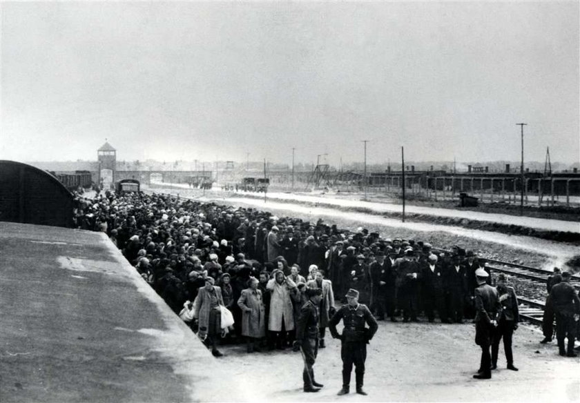 Niemcy zapłacą odszkodowanie za transporty do Auschwitz