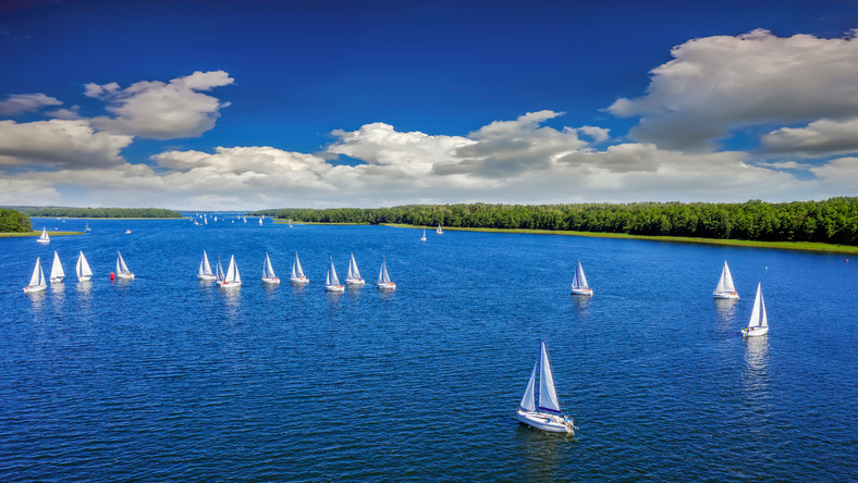 Mazury Dynamiczne Zmiany Pogody I Silny Wiatr Test Przed Pelnia Sezonu Podroze