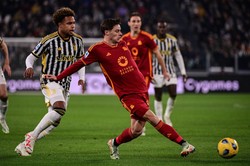 Skromne zwycięstwo Milanu. Roma z Zalewskim uległa Juventusowi [WIDEO]