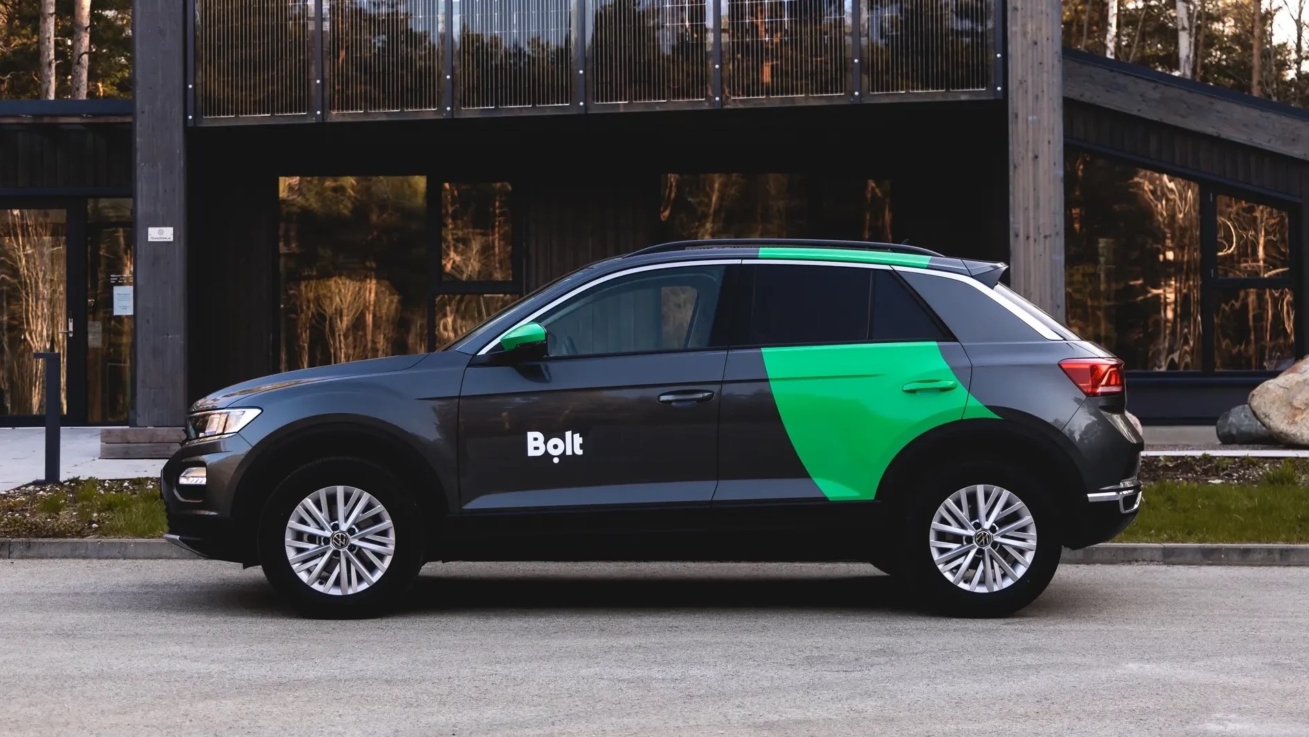 Bolt má veľkú novinku pri objednávaní taxi. Netreba mobil ani internet