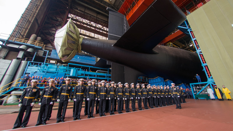 Wszystkie rosyjskie okręty podwodną powstają w stoczni Siewmasz w Siewierodwińsku w obwodzie archangielskim. Stocznia pobiła w 2021 r. rekord produkcji od czasu rozpadu ZSRR.