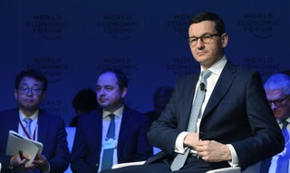 Morawiecki w Davos: Polska przykładem jak uwolnić się z pułapek