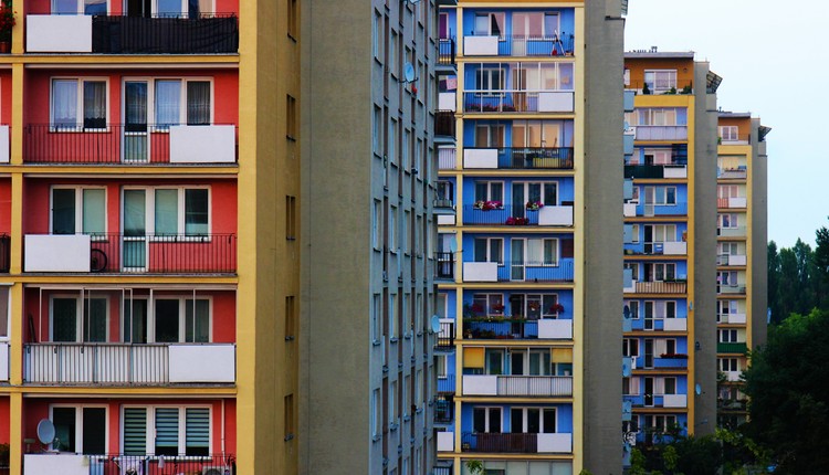 Bloki z wielkiej płyty do modernizacji. Nie spełniają standardów. Co się zmieni?