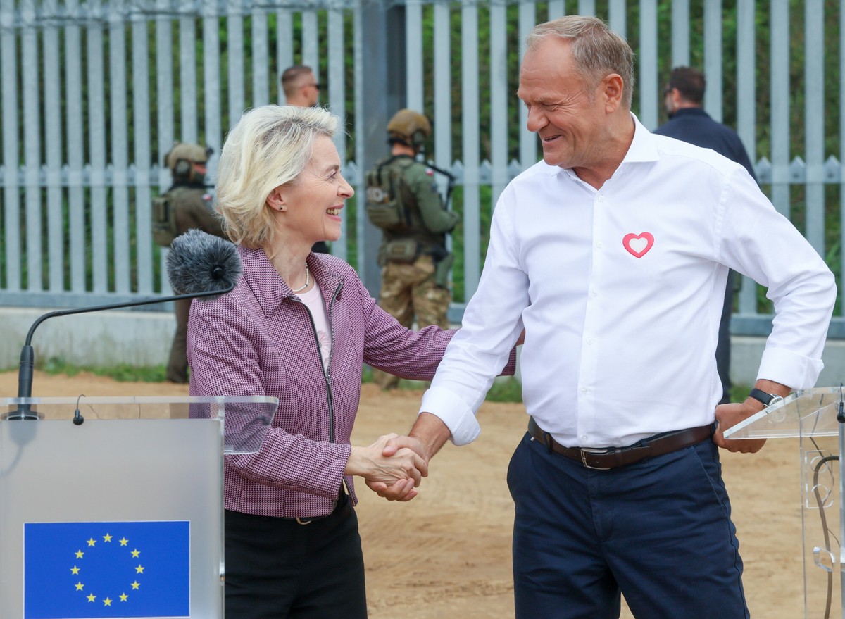 Polska zwolniona z mechanizmu relokacji migrantów. KE potwierdza