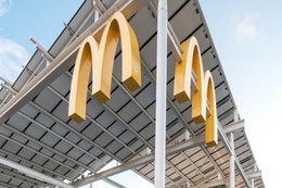 Oto McDonald's, który przypomina Apple Store. Fast-food chce pokazać jak się zmienia