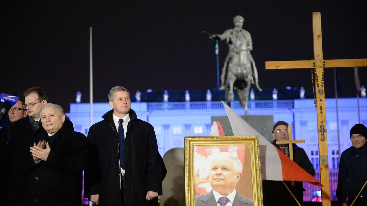 Jarosław Kaczyński, pałac prezydencki, miesięcznica