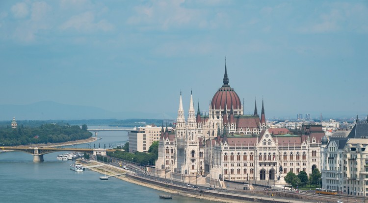 Imádnak a Parlament előtt fotózkodni a világsztárok Fotó: Getty Images