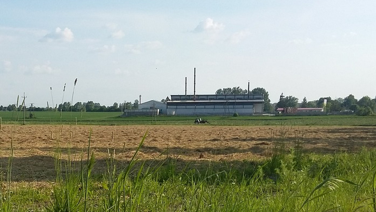 Część mieszkańców miejscowości Korsze w powiecie Kętrzyńskim od lat walczy o zamknięcie działającego na terenie ich miejscowości zakładu recyklingu akumulatorów. Sprawę skierowali już do sądu. Tymczasem postawieniem zarzutów zakończyło się też prokuratorskie postępowanie w tej sprawie.