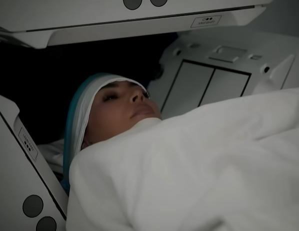 Kim Kardashian odhalila, že jej v mozgu našli aneuryzmu.
