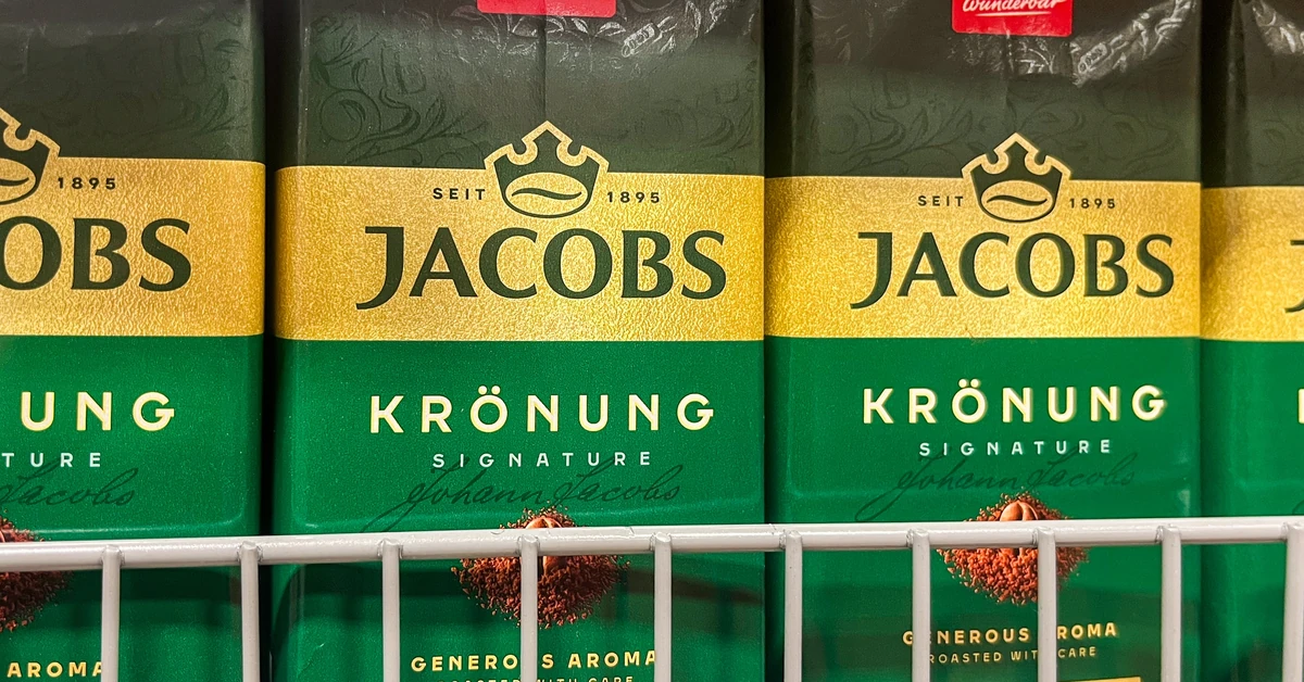 Biedronka mocno obniżyła cenę dobrej kawy. Czasu jest dużo, spore limity