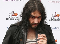 Russell Brand zajmie się dziećmi Aleca Baldwina
