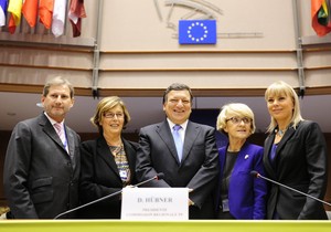 283922_62305571015a2f123820b